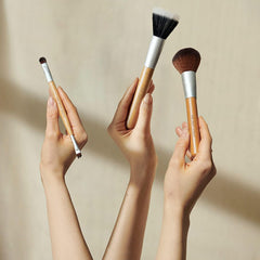 The Body Shop Official Fresh Nude Foundation Brush