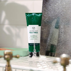 The Body Shop Official Tea Tree 3-in-1 Wash, Scrub, Mask, 4.2 fl oz (125 ml) Genuine