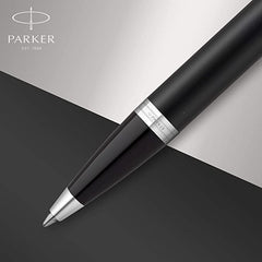 PARKER PARKER Ballpoint pen IM matte black CT medium oily SET WITH REPLACEMENT CORE AND MESSAGE CARD authorized imports 2143442Z RS