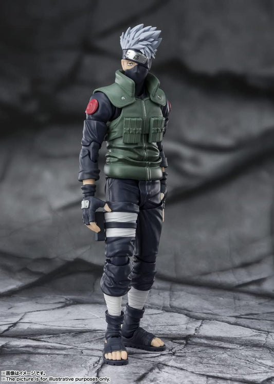 S.H. Figuarts Naruto Shippuden Hatake Kakashi - Heroes of the Famous Sharineye, Approx. 6.3 inches (160 mm), ABS   PVC Pre-painted Action Figure BAS63451