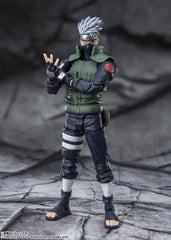 S.H. Figuarts Naruto Shippuden Hatake Kakashi - Heroes of the Famous Sharineye, Approx. 6.3 inches (160 mm), ABS   PVC Pre-painted Action Figure BAS63451