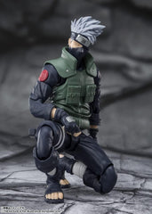 S.H. Figuarts Naruto Shippuden Hatake Kakashi - Heroes of the Famous Sharineye, Approx. 6.3 inches (160 mm), ABS   PVC Pre-painted Action Figure BAS63451