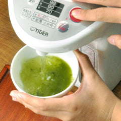 Powdered Green Tea / Sencha Rakuraku Tea 1.4 oz (40 g), Shaken in Can, Powdered Tea Made in Shizuoka