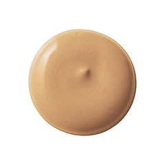 Revlon Photoready Candid Foundation 220 Sand Beige (Color image: Healthy skin tone)