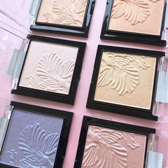 WET N WILD MegaGlo Highlighting Powder - Golden Flower Crown (parallel import goods) 1 piece (x 1)